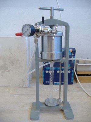 BAROID LABORATORY FILTER PRESS