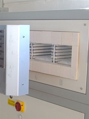 GRADIENT KILN